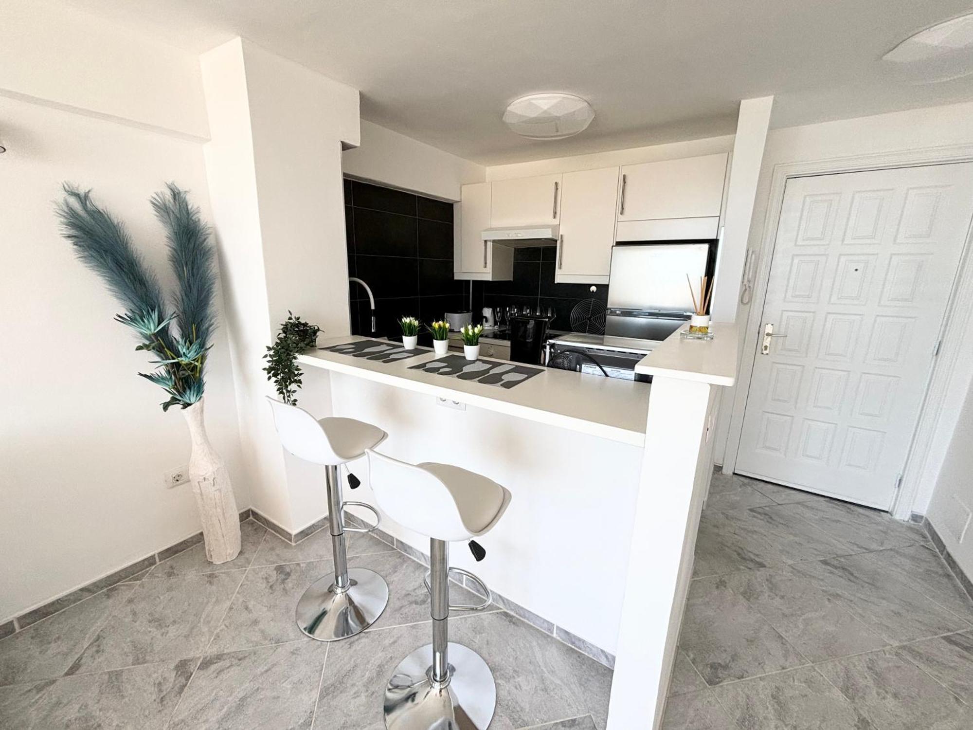 Luxury Ocean View Apartment 6Th Floor Los Cristianos  Luaran gambar